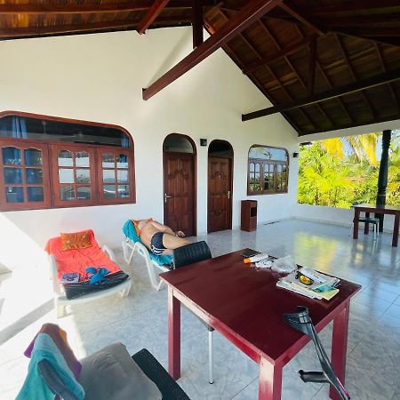 Bougain Villa Guesthouse Mirissa Bagian luar foto